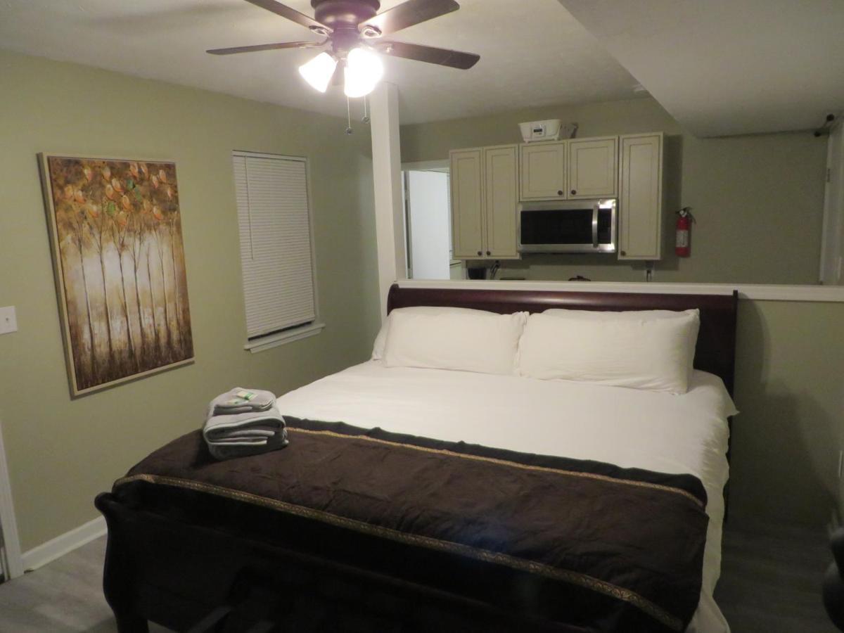 5 Star Atlanta Harsfield Guesthouse College Park Eksteriør billede